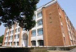 探析郑州大学之城，综合排名与特色盘点